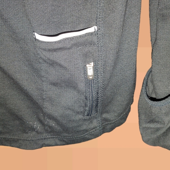 Nike DRI-Fit Running Top - Picture 3 of 5
